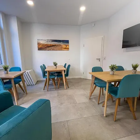 Haus Antina 1 Homestay
